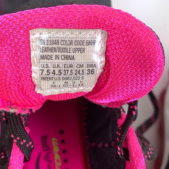 Sketchers Sketch-Air Running Shoes Womens Sz 7.5 Black Hot Pink Lace Up 11848 - Picture 16 of 16